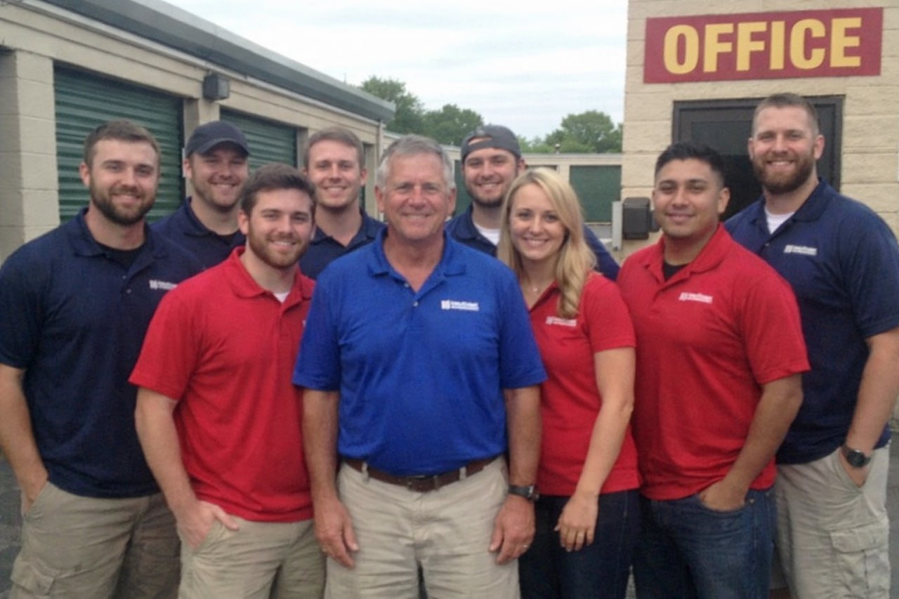 Water damage restoration professionals in Eastvale, CA